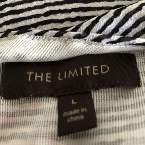 The Limited Off Shoulder Top Size L - Picture 6 of 6